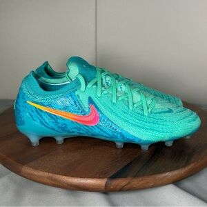 Nike Phantom GX II Elite AG PRO Grip Soccer Cleat HF4357-001 Men’s 7/Women’s 8.5
